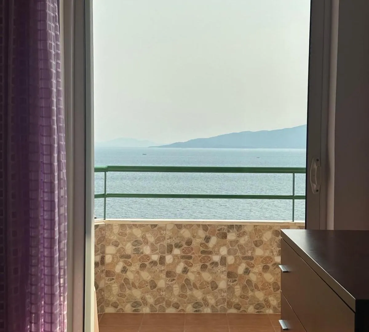 Christina Apartment Sarandë 0*,